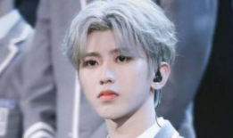 吃瓜爆料蔡徐坤恋情,甜蜜互动引粉丝热议